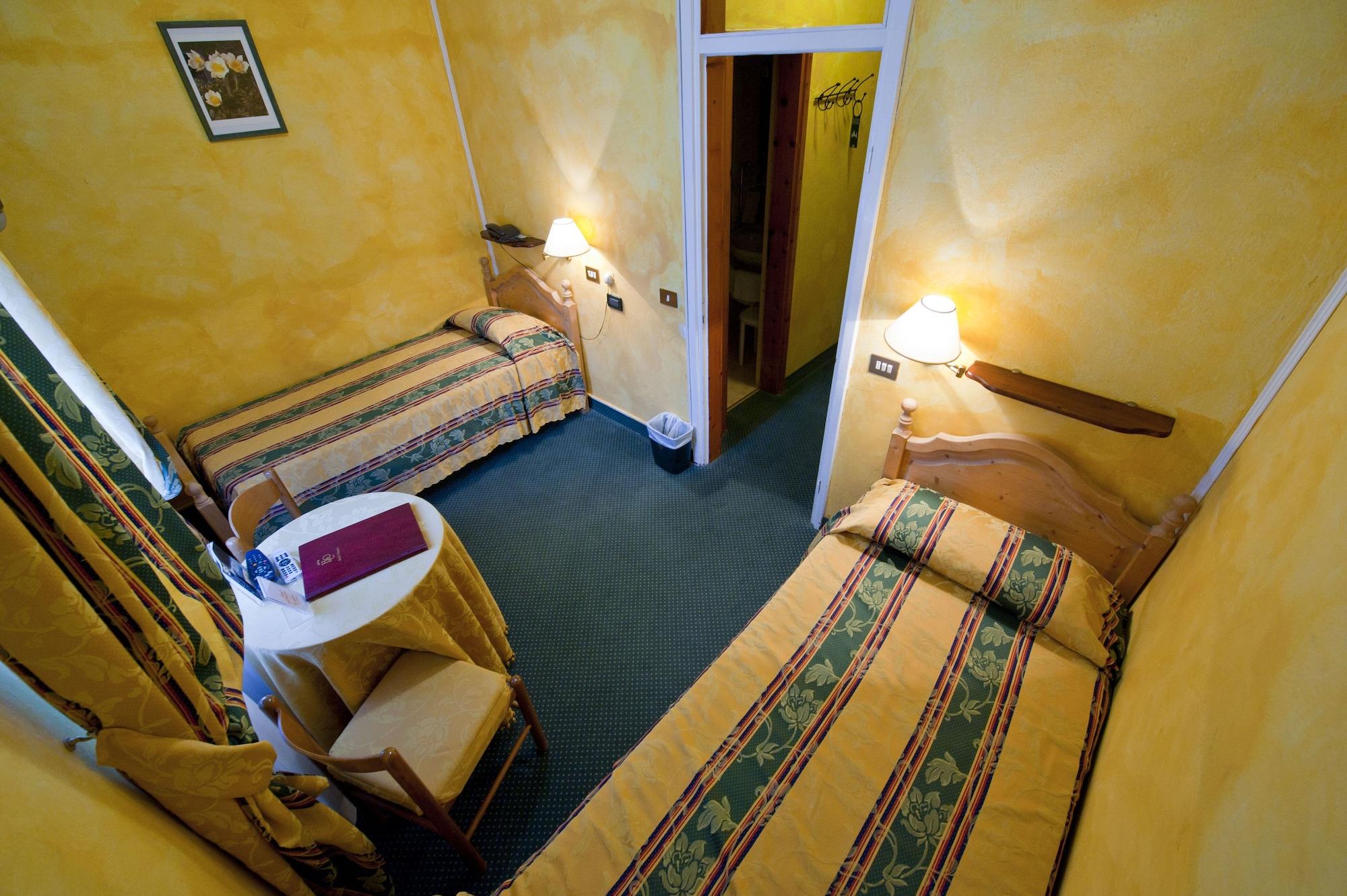 Hotel Olimpia Cortina dʼAmpezzo Exterior foto